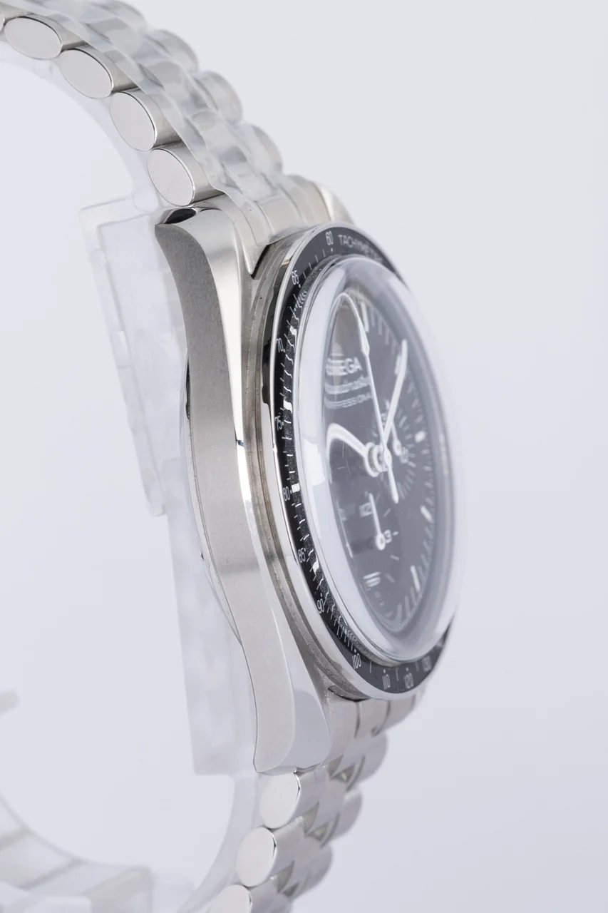 Omega Speedmaster – Ref. 31030425001001, Sehr gut – 6/10