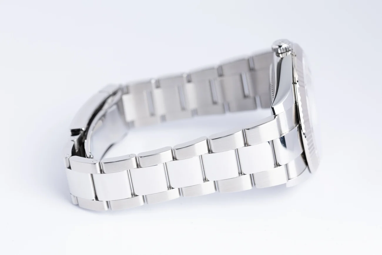 Rolex Datejust – Ref. 126334, Sehr gut – 6/10