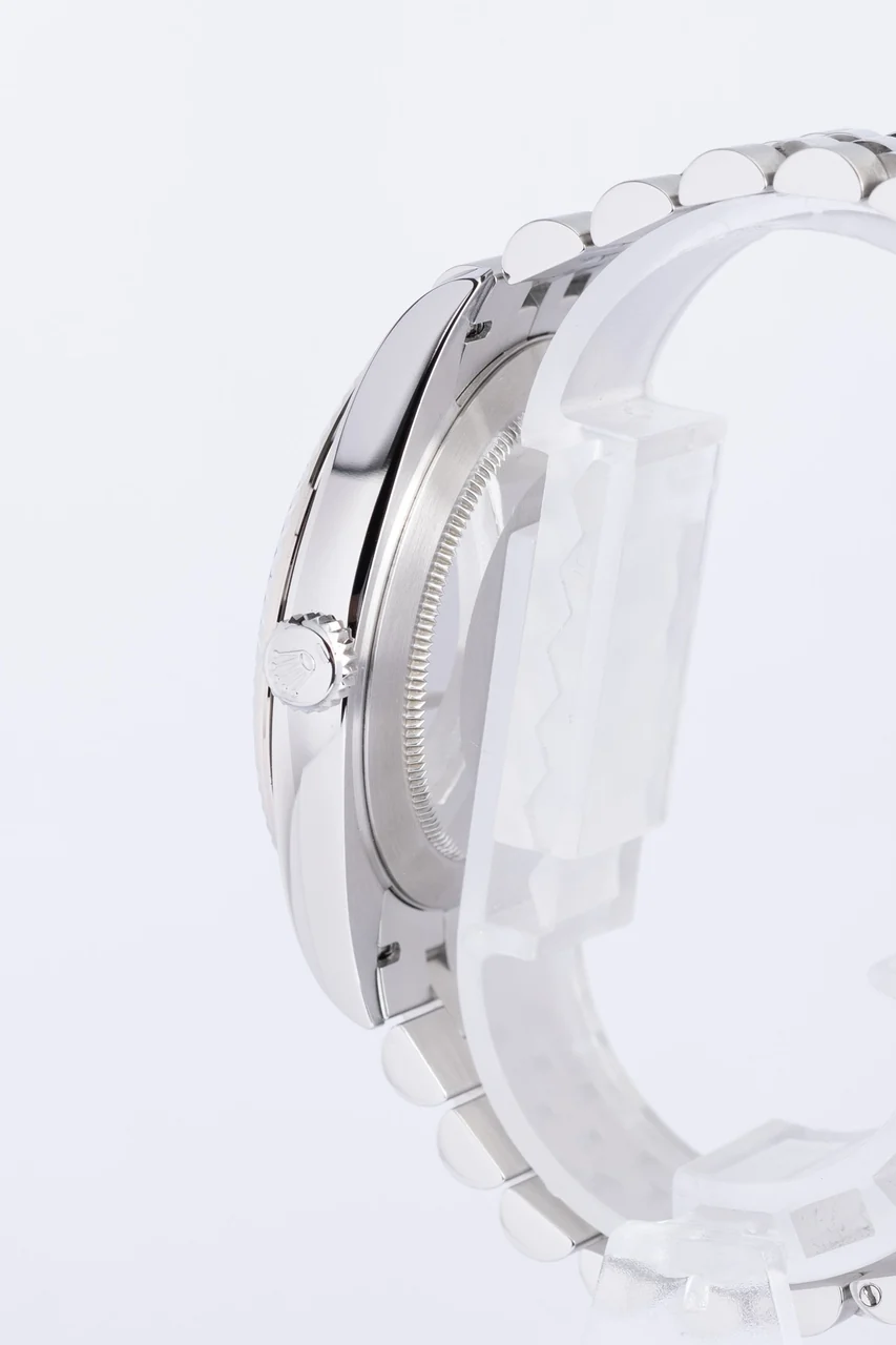 Rolex Datejust – Ref. 126334, Sehr gut – 2/10