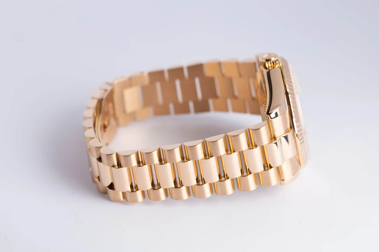 Rolex Day-Date 36 – Ref. 118235, Sehr gut – 3/9
