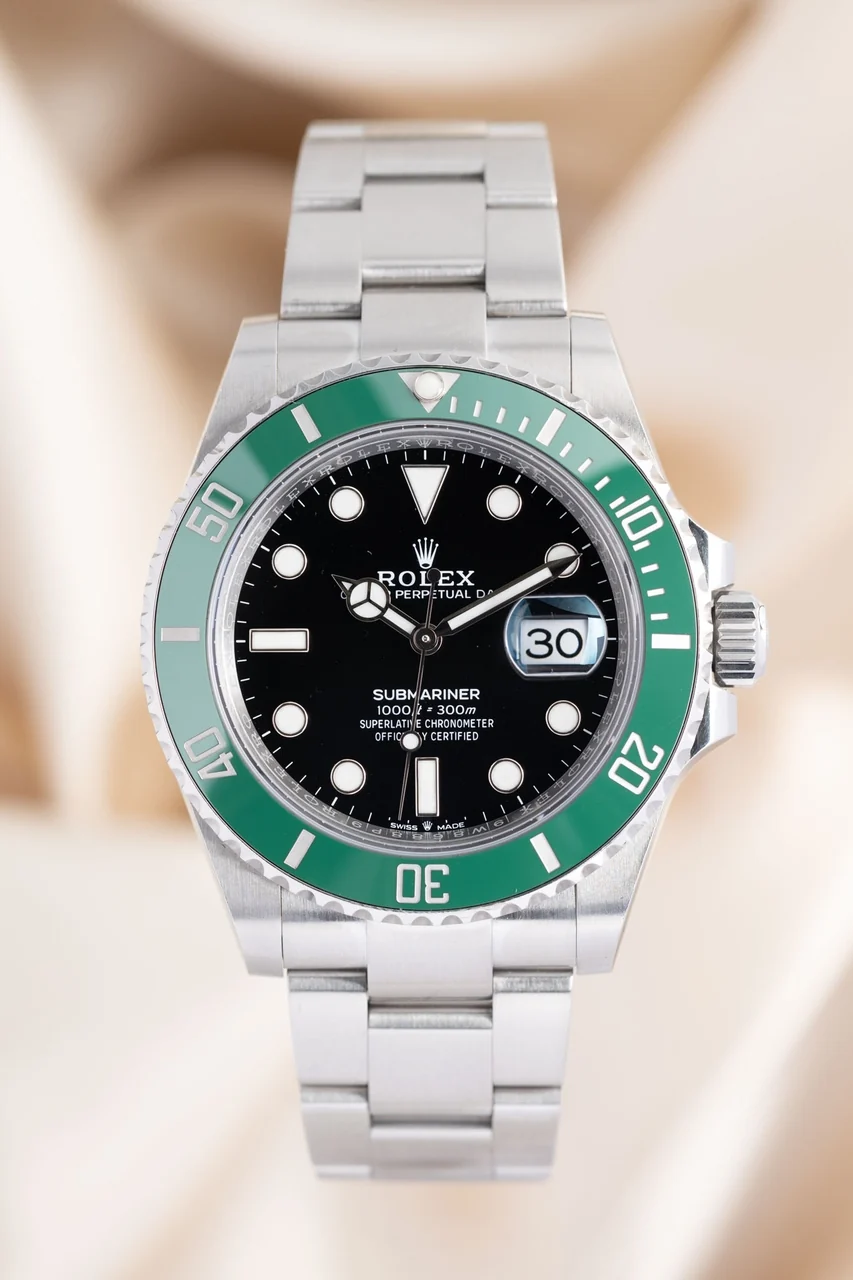 Rolex Submariner – Ref. 126610LV, Sehr gut – 1/10