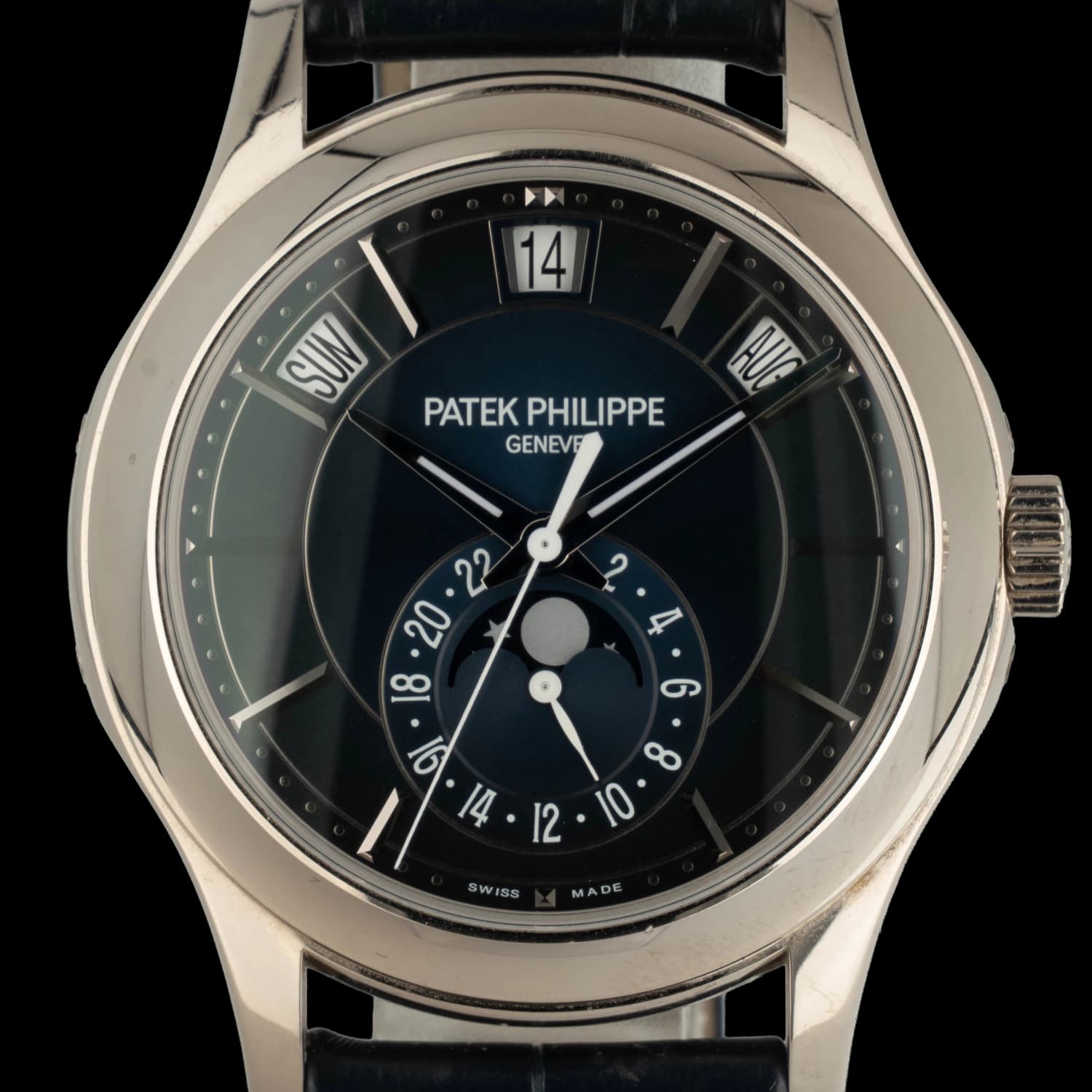 Patek Philippe Annual Calendar – Ref. 5205G-013, very good – Image 2/6