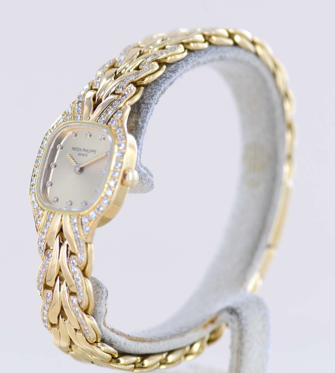 Patek Philippe La Flamme – Ref. 4715/3J-050, Sehr gut – 2/3