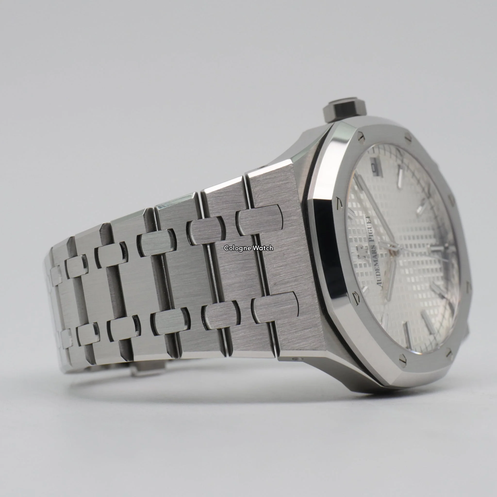 Audemars Piguet Royal Oak – Ref. 15500ST.OO.1220ST.04, Sehr gut – 3/11