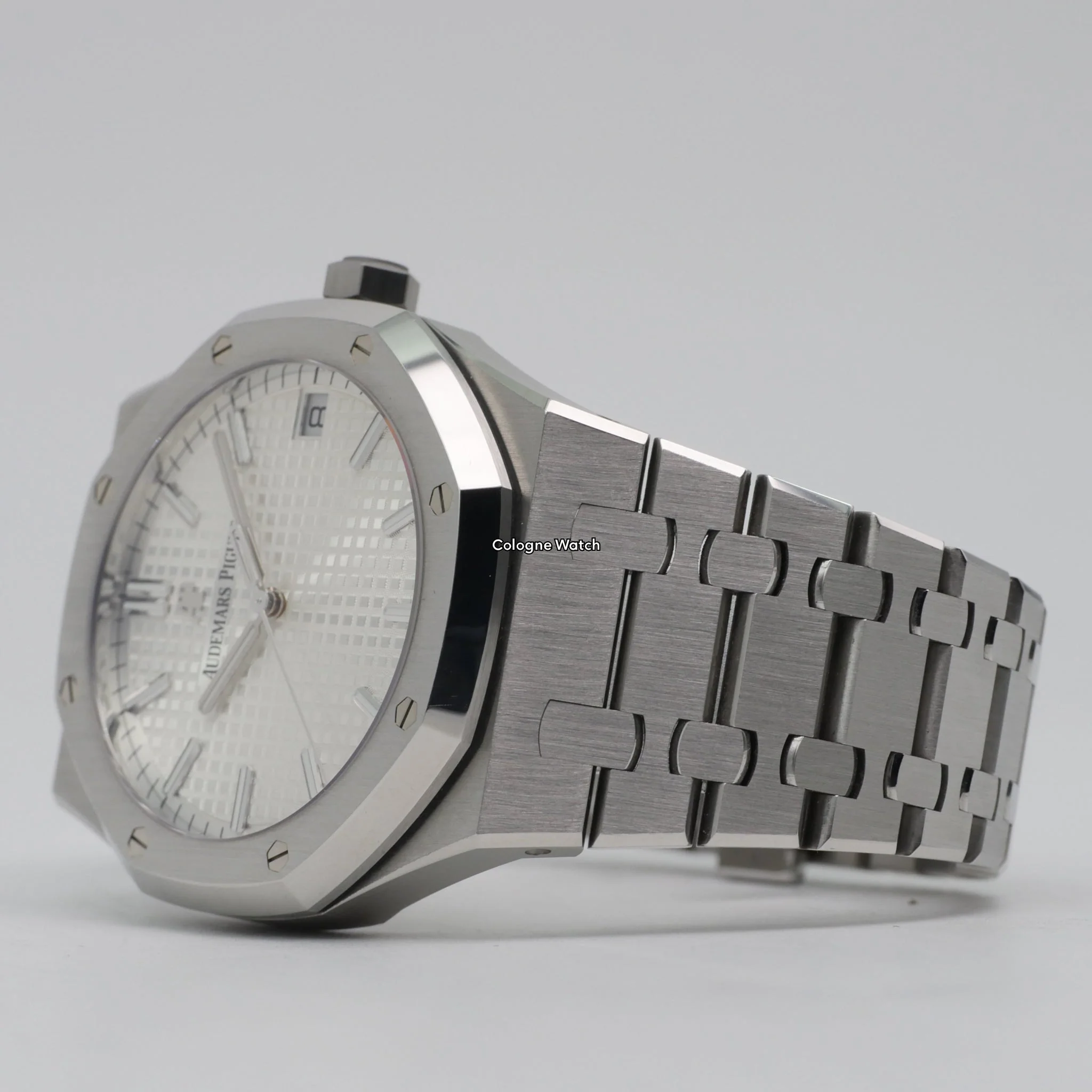 Audemars Piguet Royal Oak – Ref. 15500ST.OO.1220ST.04, Sehr gut – 4/11