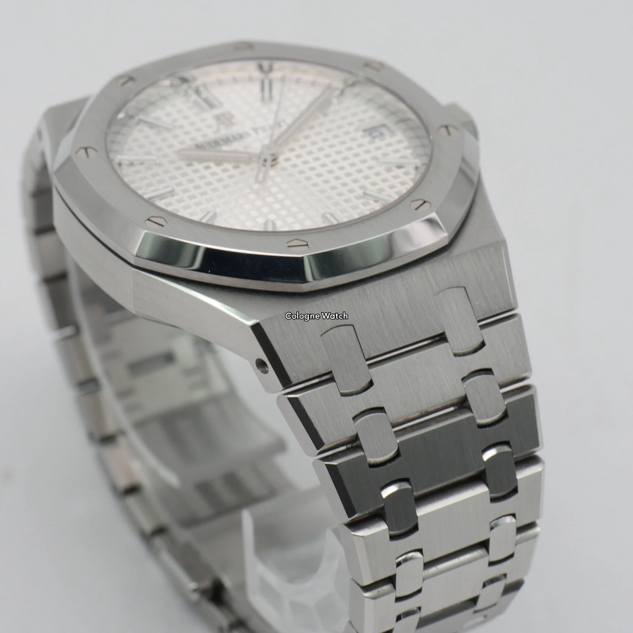 Audemars Piguet Royal Oak – Ref. 15500ST.OO.1220ST.04, Sehr gut – 11/11