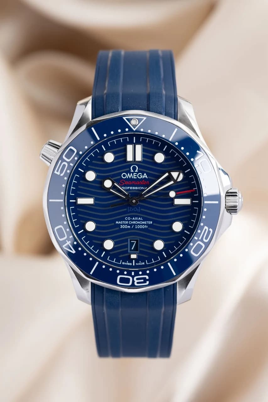Omega Seamaster Diver 300M – Ref. 21030422003001, Sehr gut