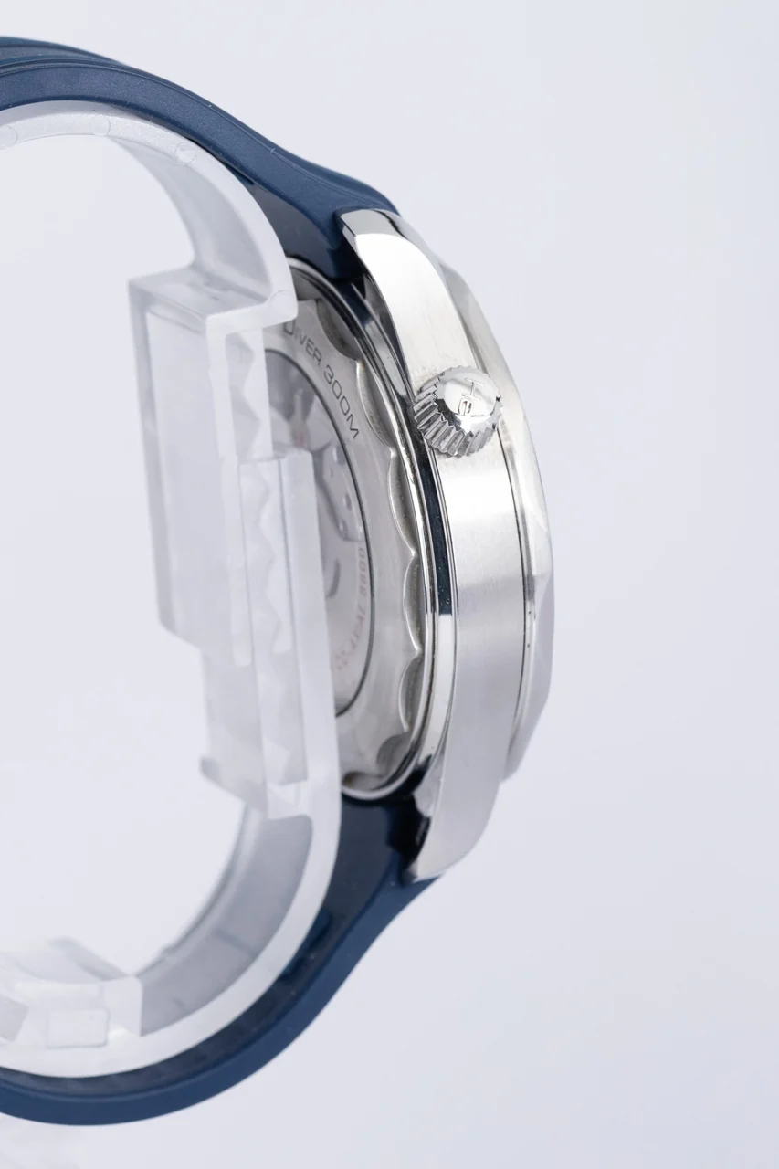 Omega Seamaster Diver 300M – Ref. 21030422003001, Sehr gut – 2/10