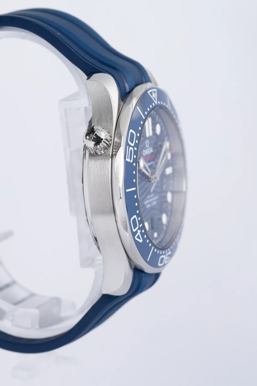 Omega Seamaster Diver 300M – Ref. 21030422003001, Sehr gut – 6/10