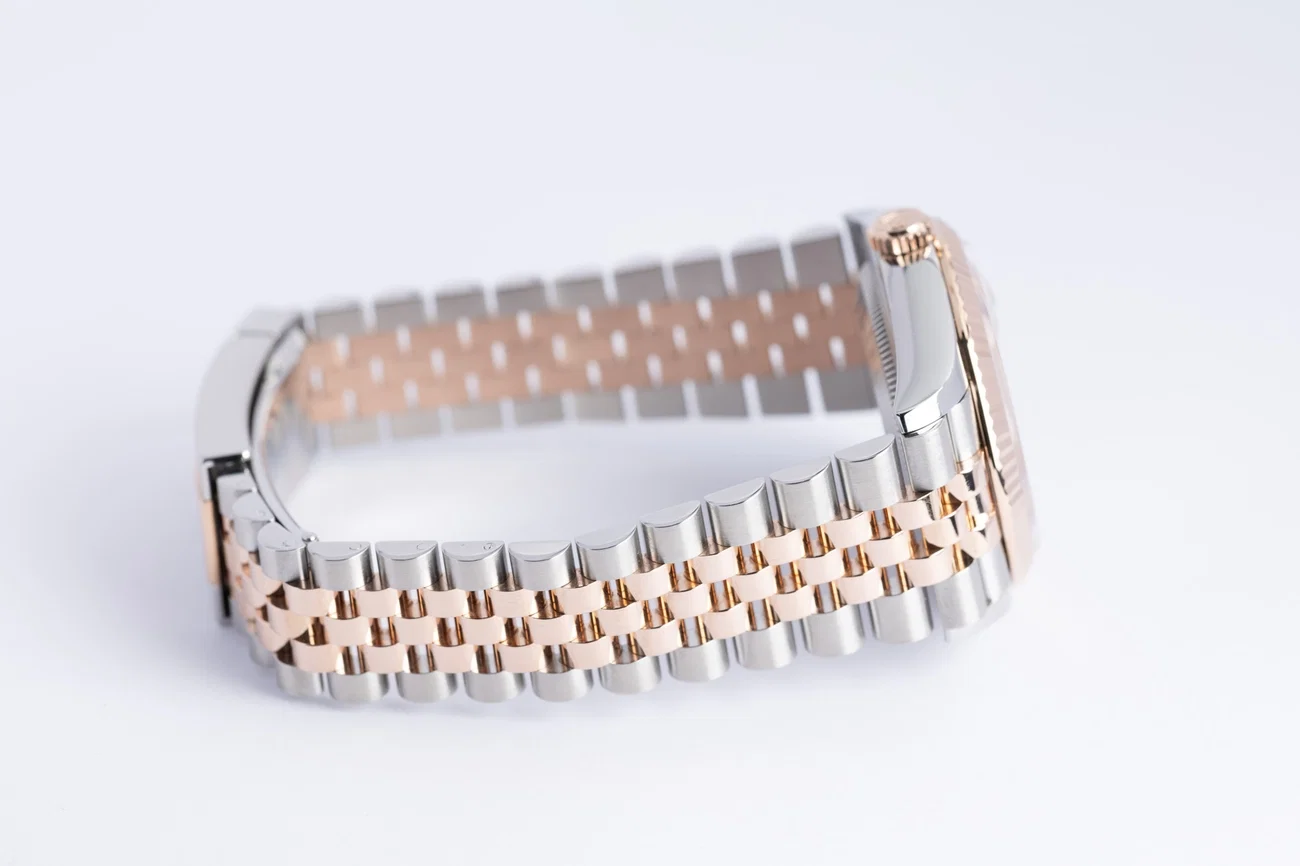 Rolex Datejust 36 – Ref. 126231, Sehr gut – 6/10