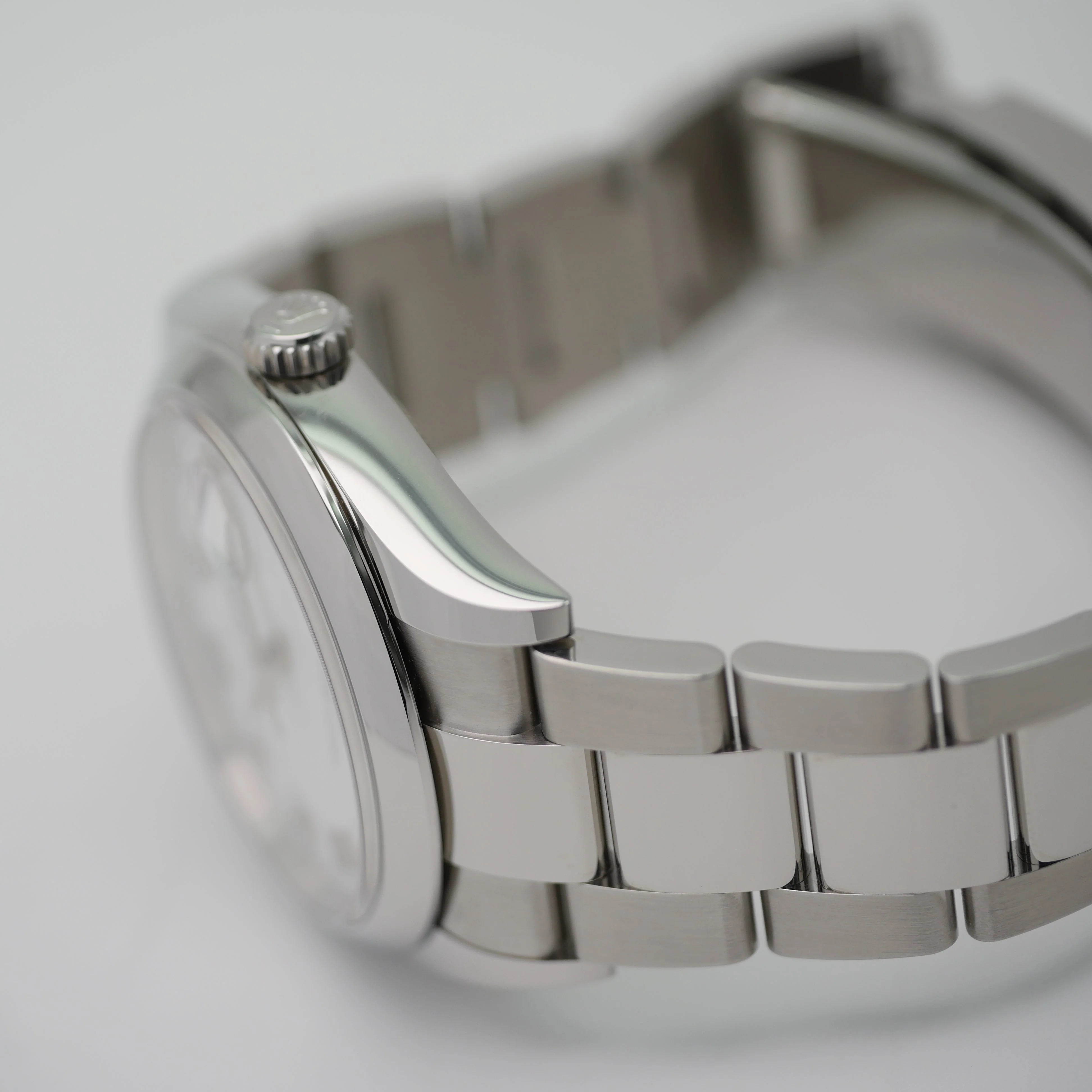 Rolex Datejust 36 – Ref. 126200, Sehr gut – 9/10