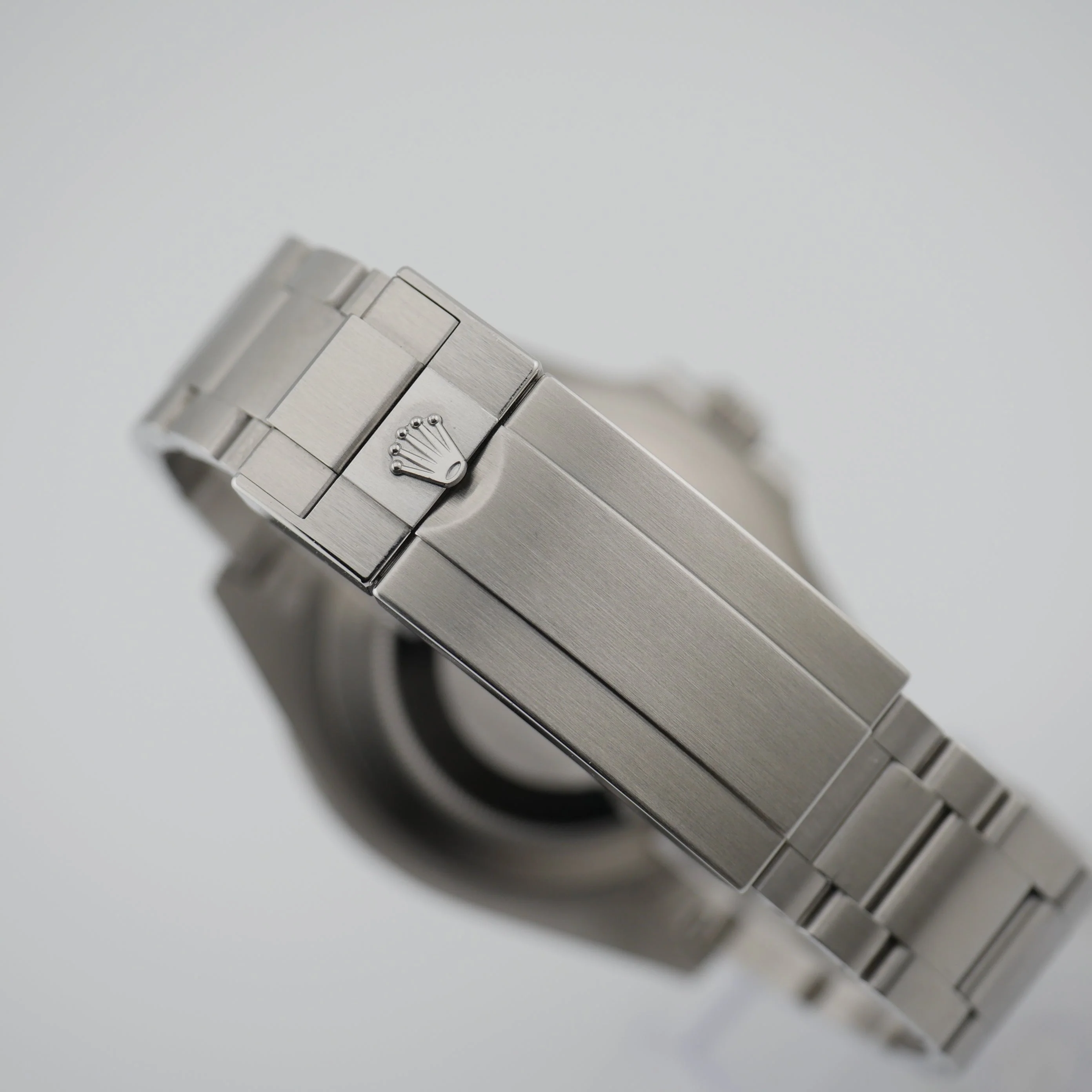 Rolex Sea-Dweller – Ref. 126600, Sehr gut – 6/9