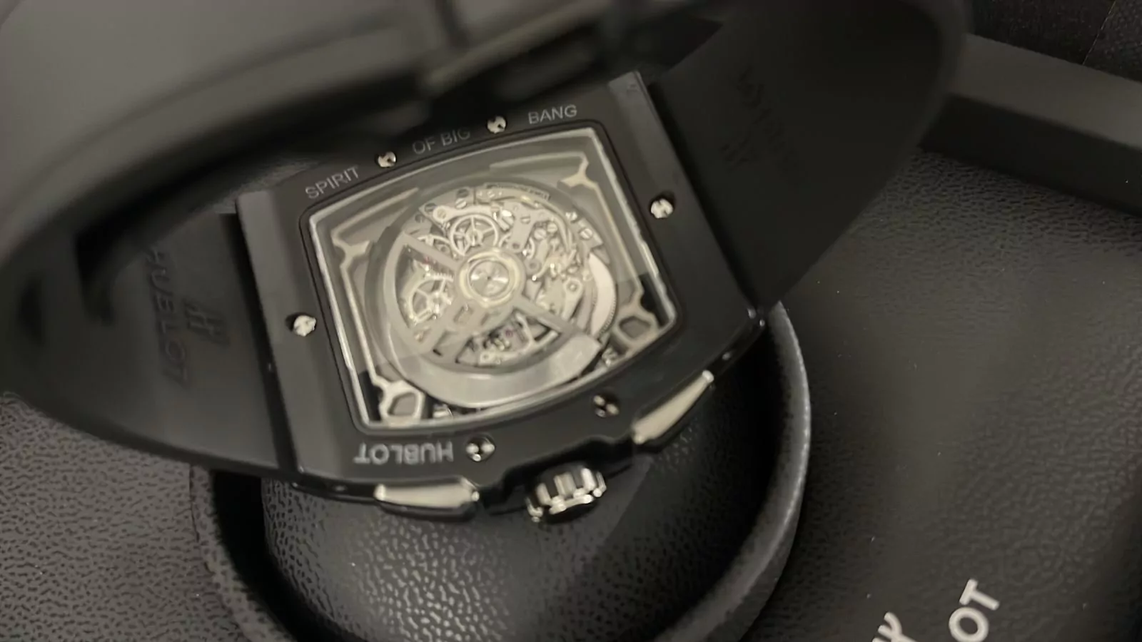 Hublot Spirit of Big Bang – Ref. 601.CI.0173.RX, Neu – 2/3