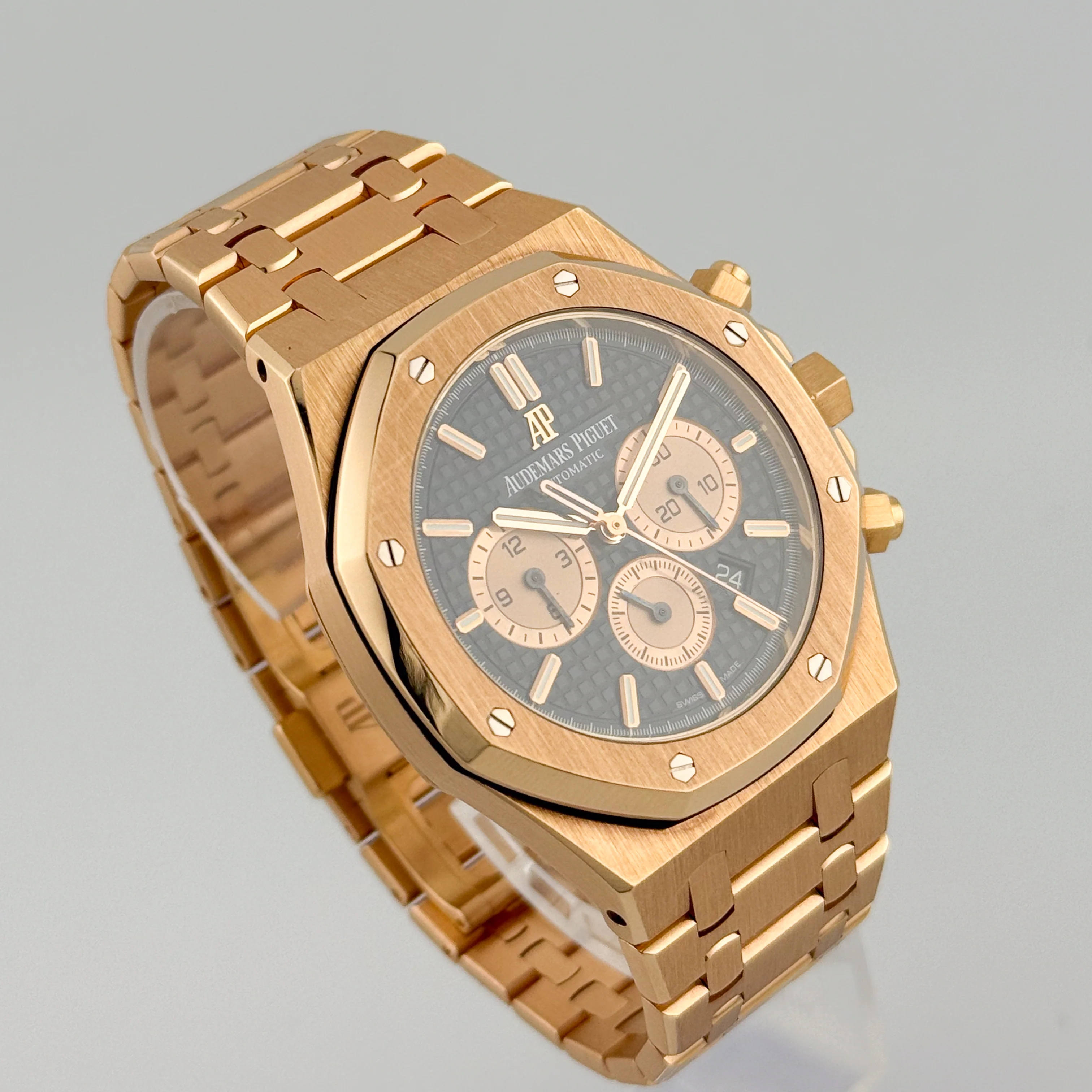 Audemars Piguet Royal Oak – Ref. 26331OR.OO.1220OR.01, Sehr gut – 5/7