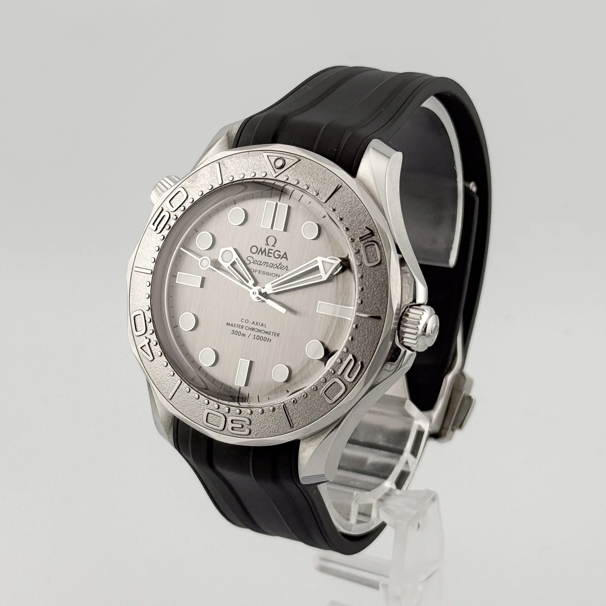 Omega Seamaster Diver 300M – Ref. 210.32.42.20.06.002, Wie neu – 3/6
