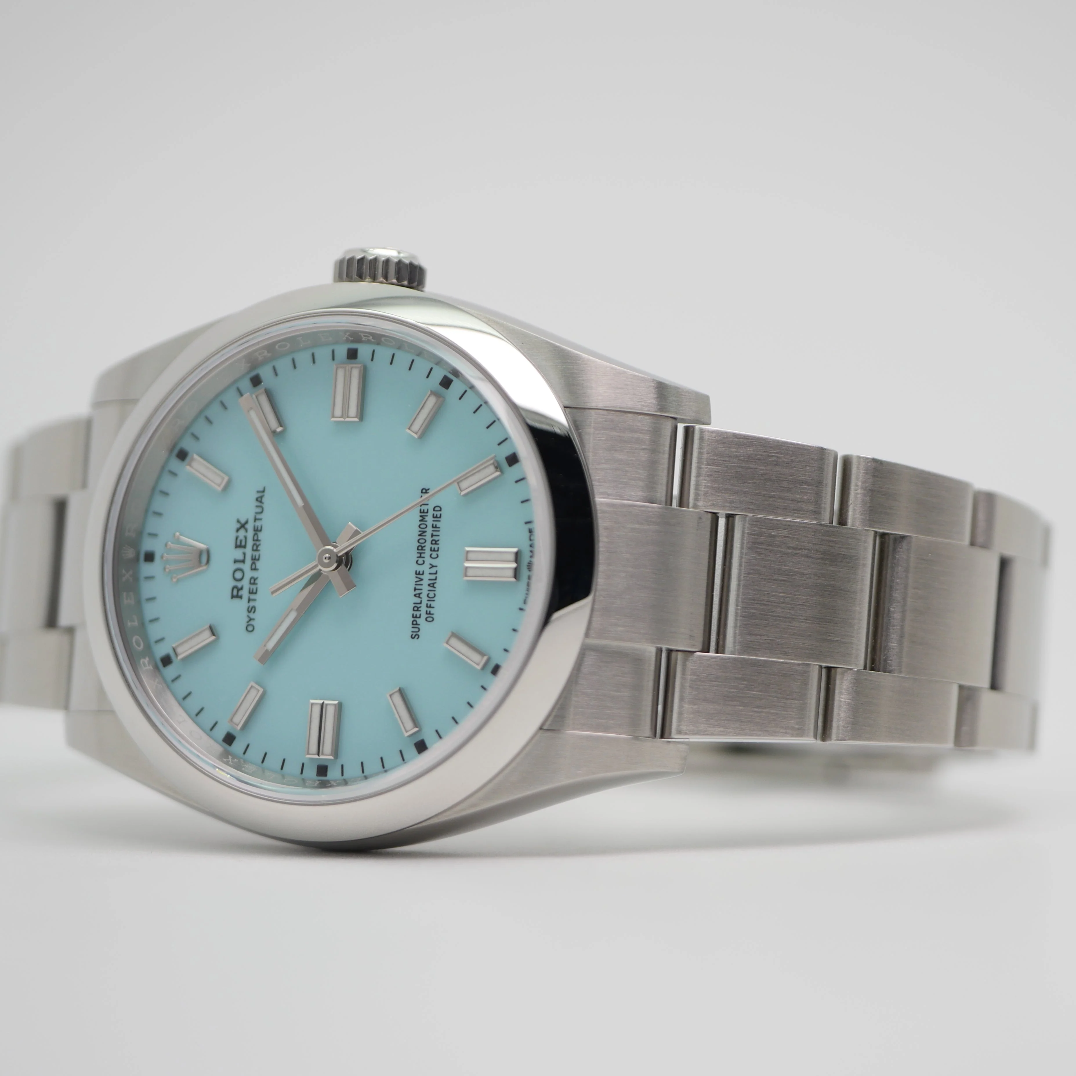 Rolex Perpetual 36 – Ref. 126000, Wie neu – 2/11