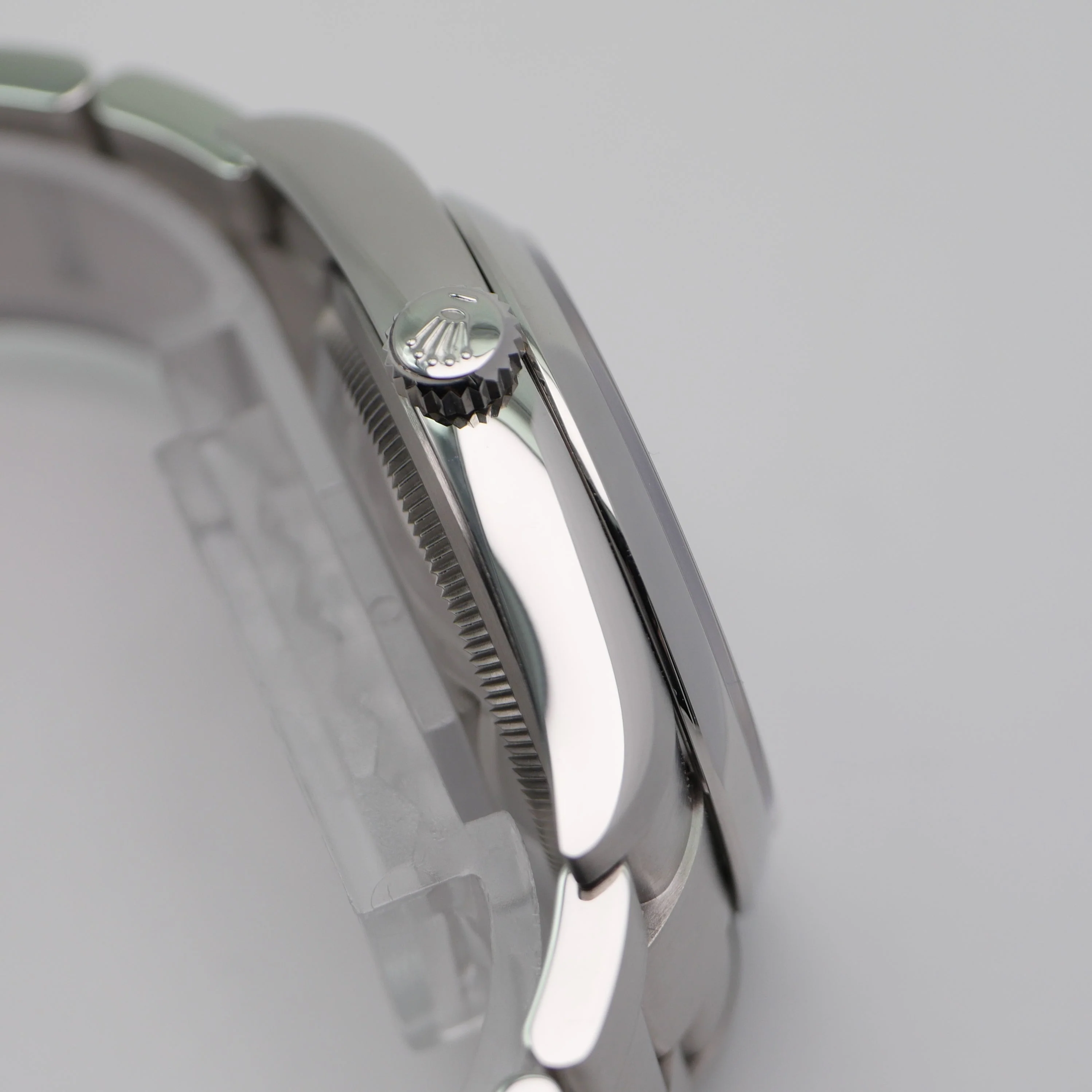Rolex Perpetual 36 – Ref. 126000, Wie neu – 9/11