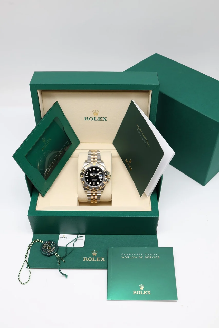 Rolex GMT-Master II – Ref. 126713G, Sehr gut – 9/10