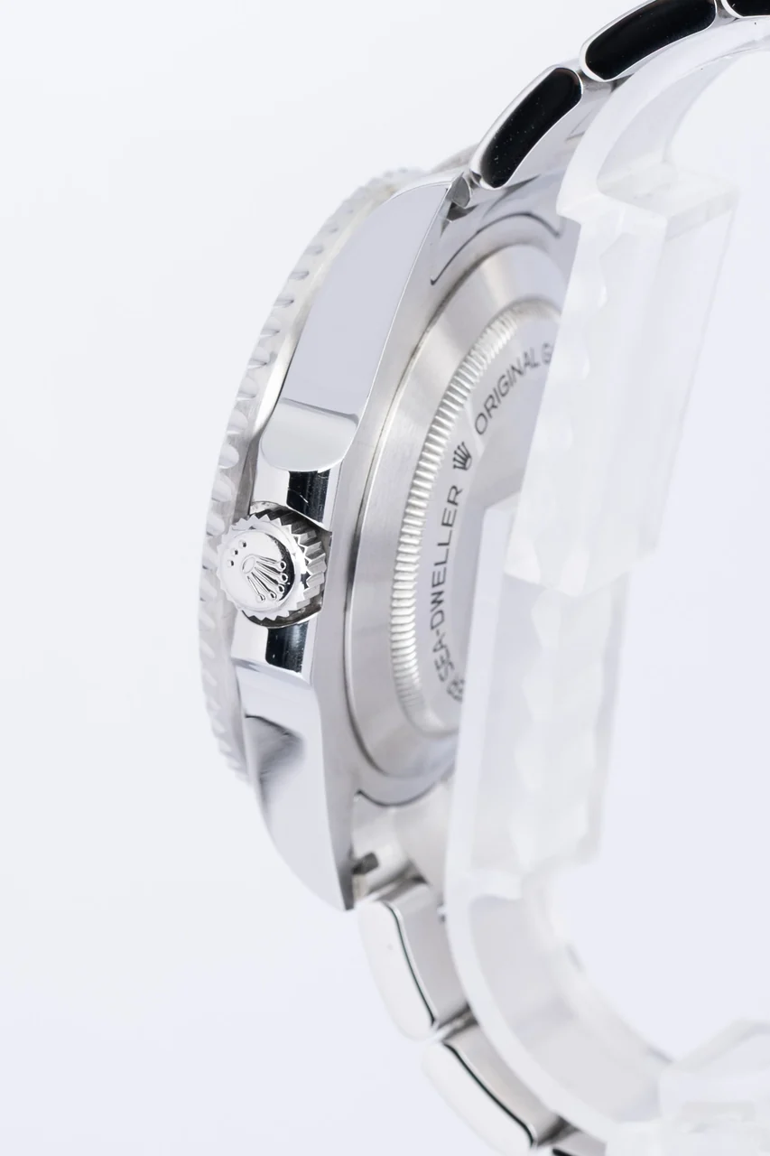 Rolex Sea-Dweller – Ref. 126600, Sehr gut – 3/10