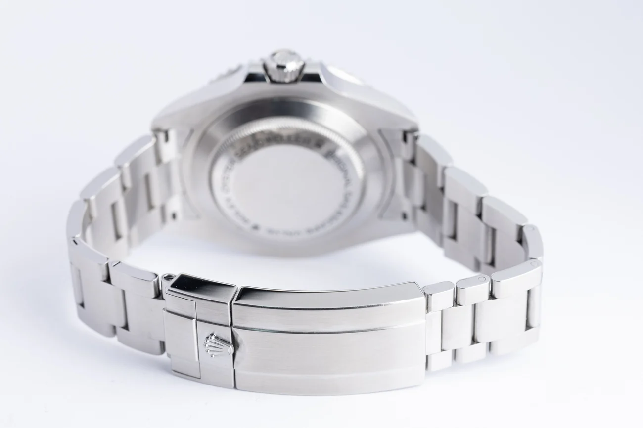 Rolex Sea-Dweller – Ref. 126600, Sehr gut – 10/10