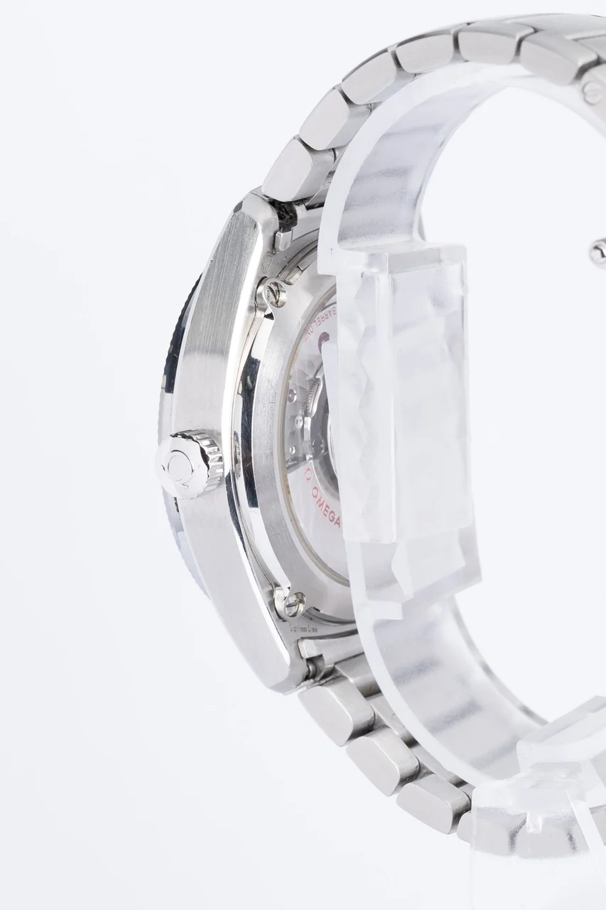 Omega Globemaster – Ref. 13030392102001, very good – 4/10