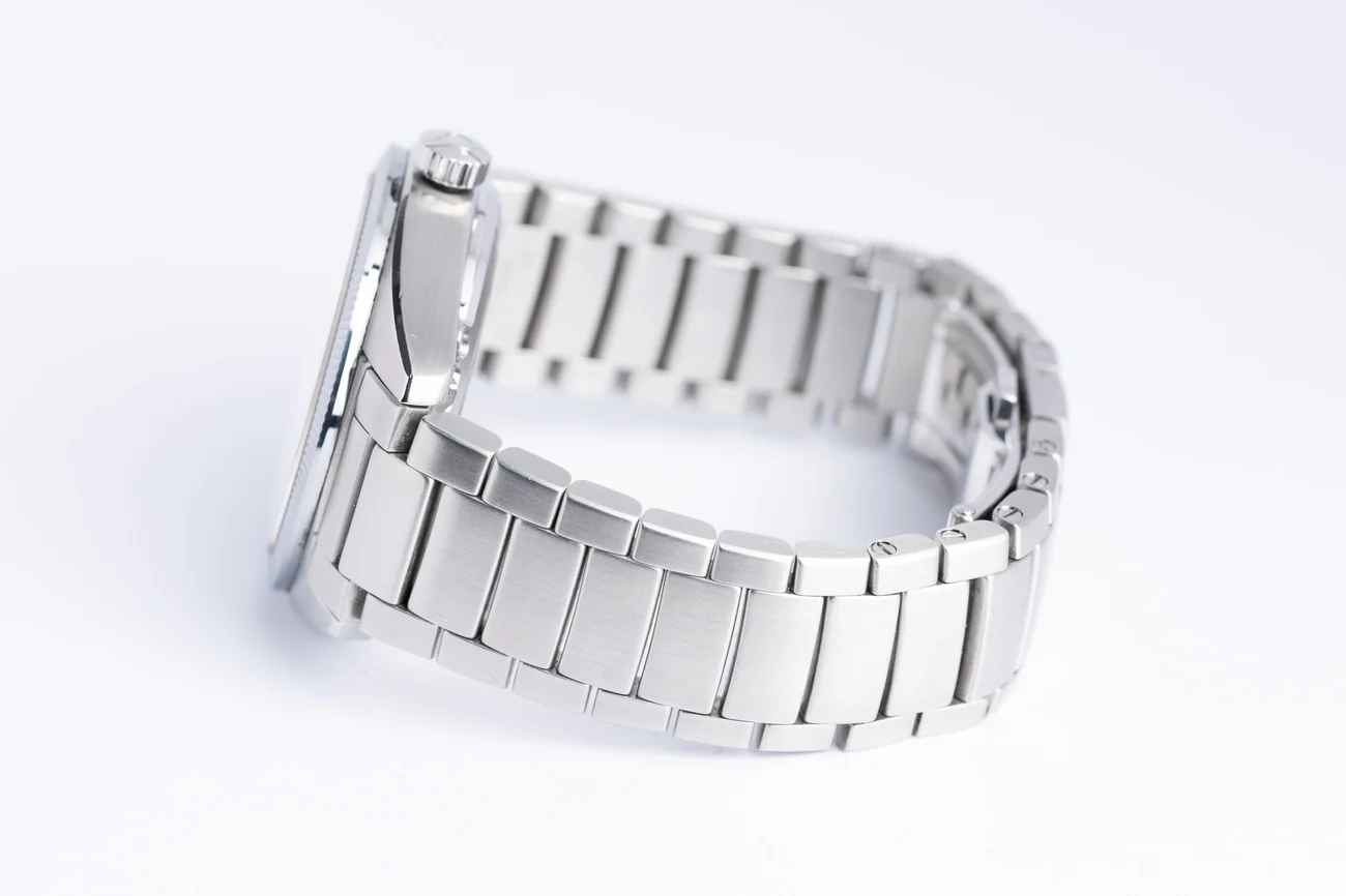 Omega Globemaster – Ref. 13030392102001, very good – 5/10