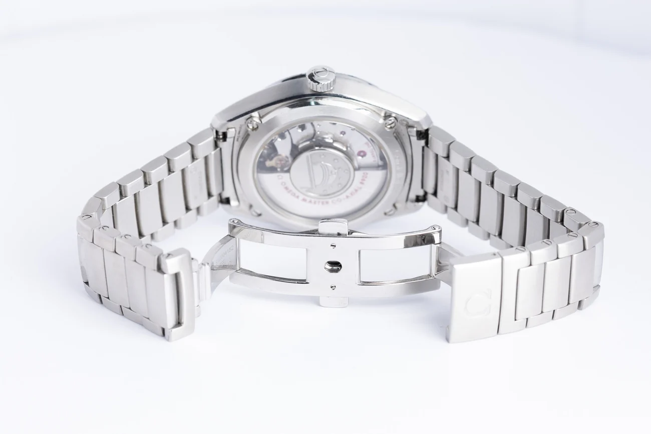 Omega Globemaster – Ref. 13030392102001, very good – 10/10