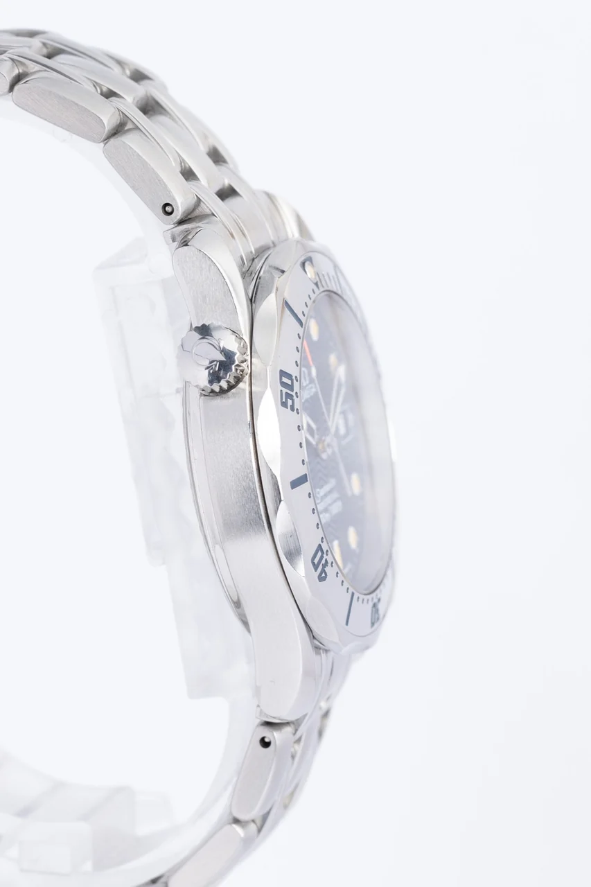 Omega Seamaster Diver 300M – Ref. 25628000, Gut – 4/9