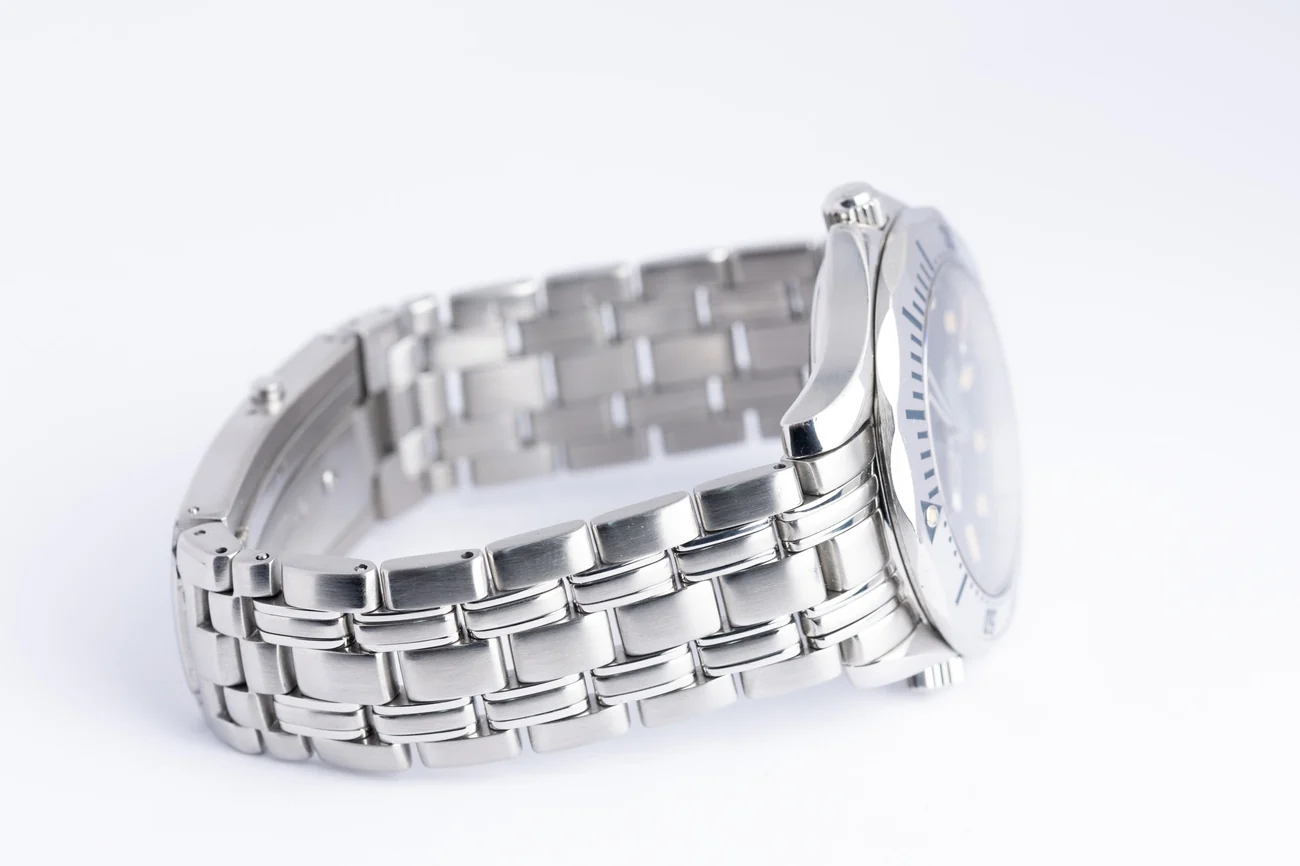 Omega Seamaster – Ref. 25328000, very good – 3/9