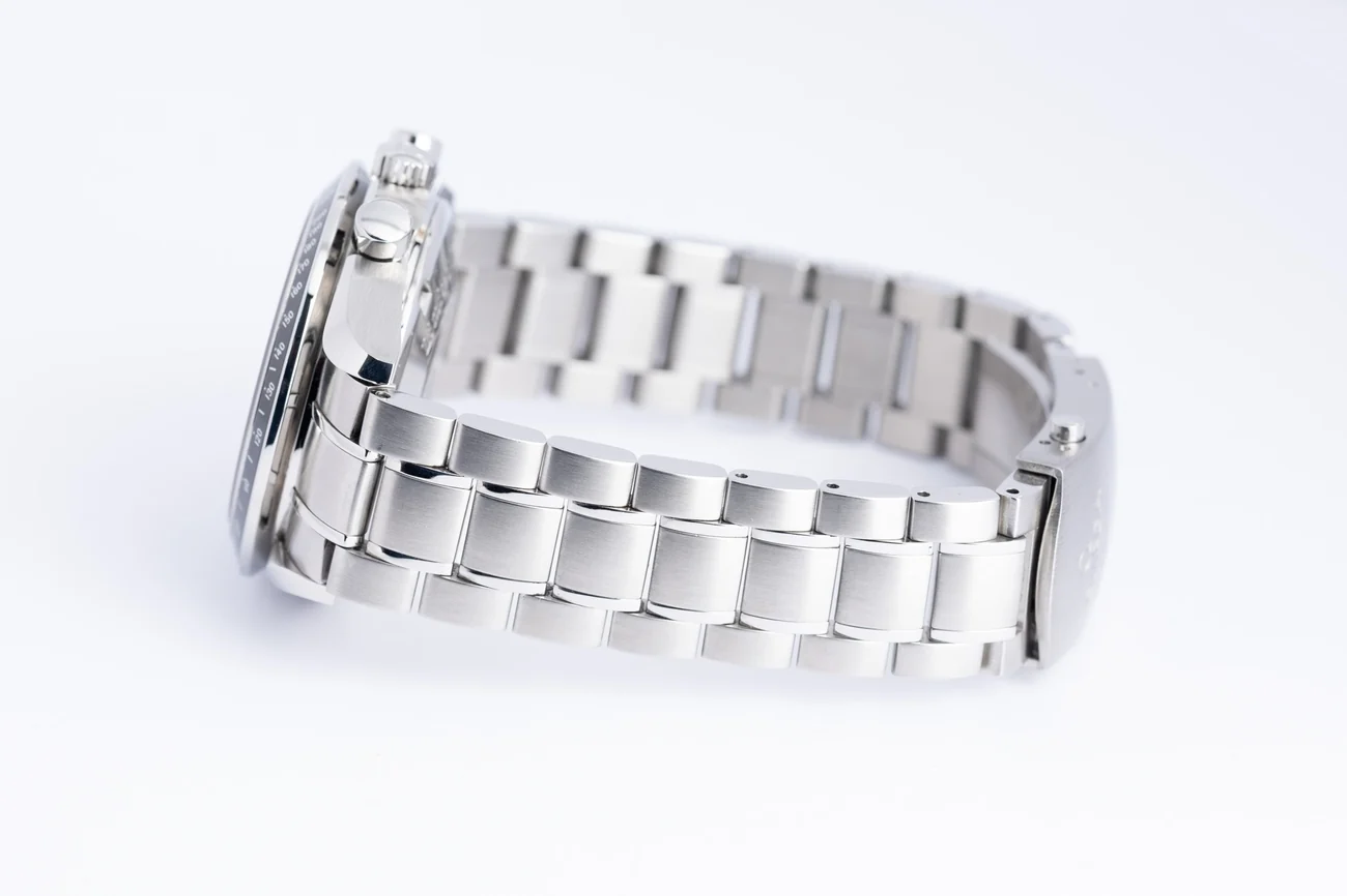 Omega Speedmaster – Ref. 32330404001001, Sehr gut – 7/10