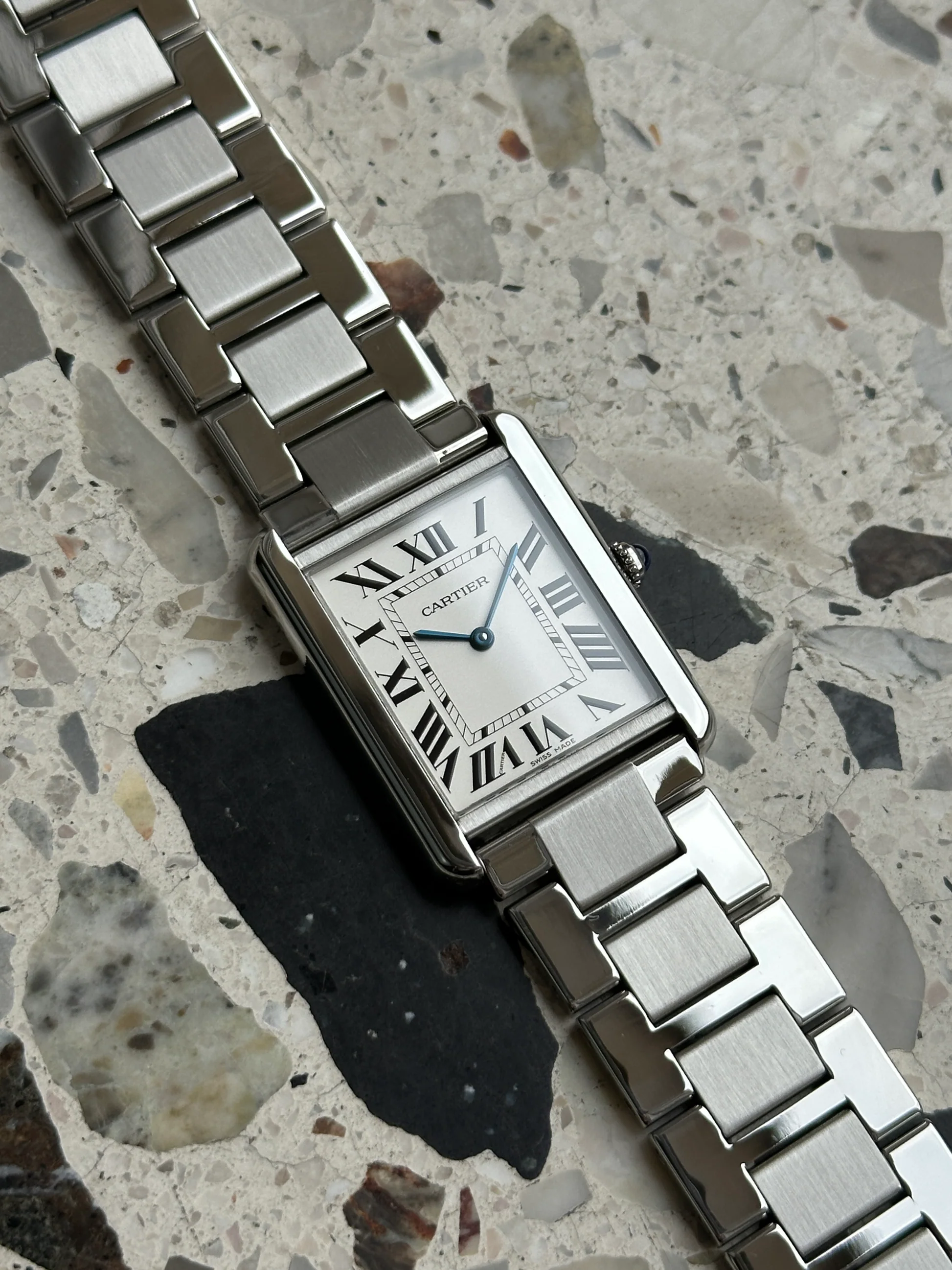 Cartier Tank Solo – Ref. W5200014, Sehr gut – 12/13