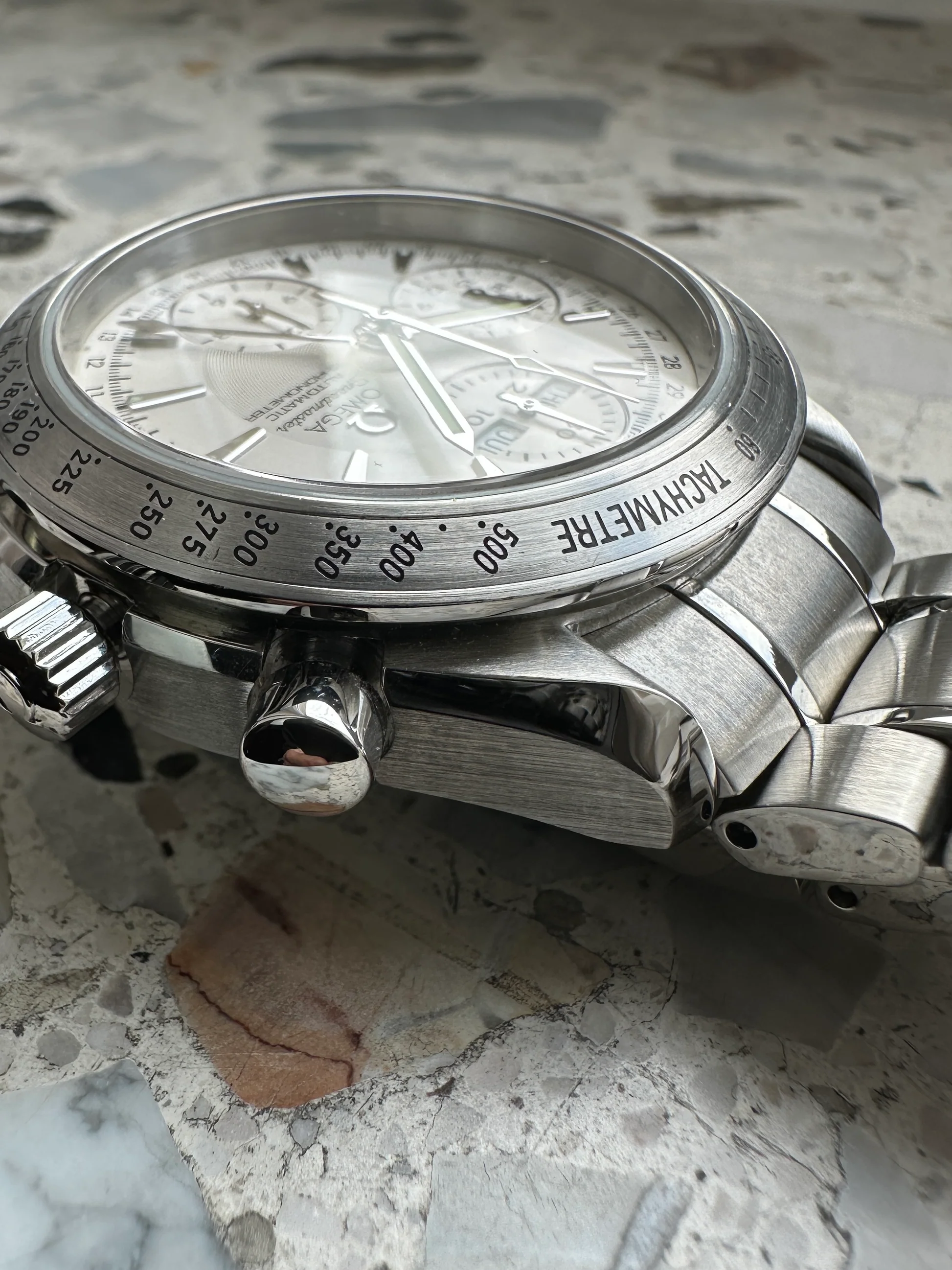 Omega Speedmaster – Ref. 3221.30, Sehr gut – 2/14