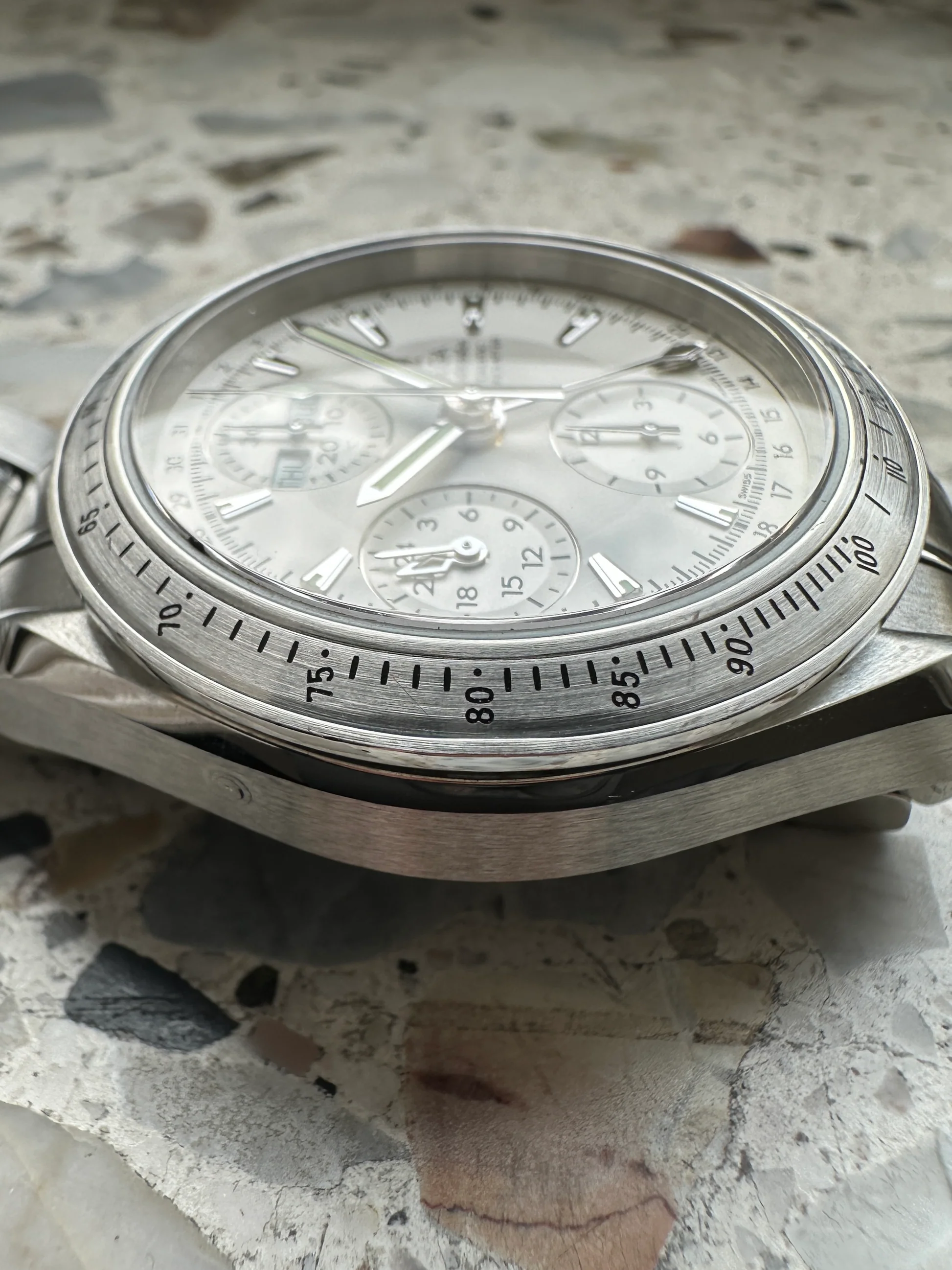 Omega Speedmaster – Ref. 3221.30, Sehr gut – 5/14
