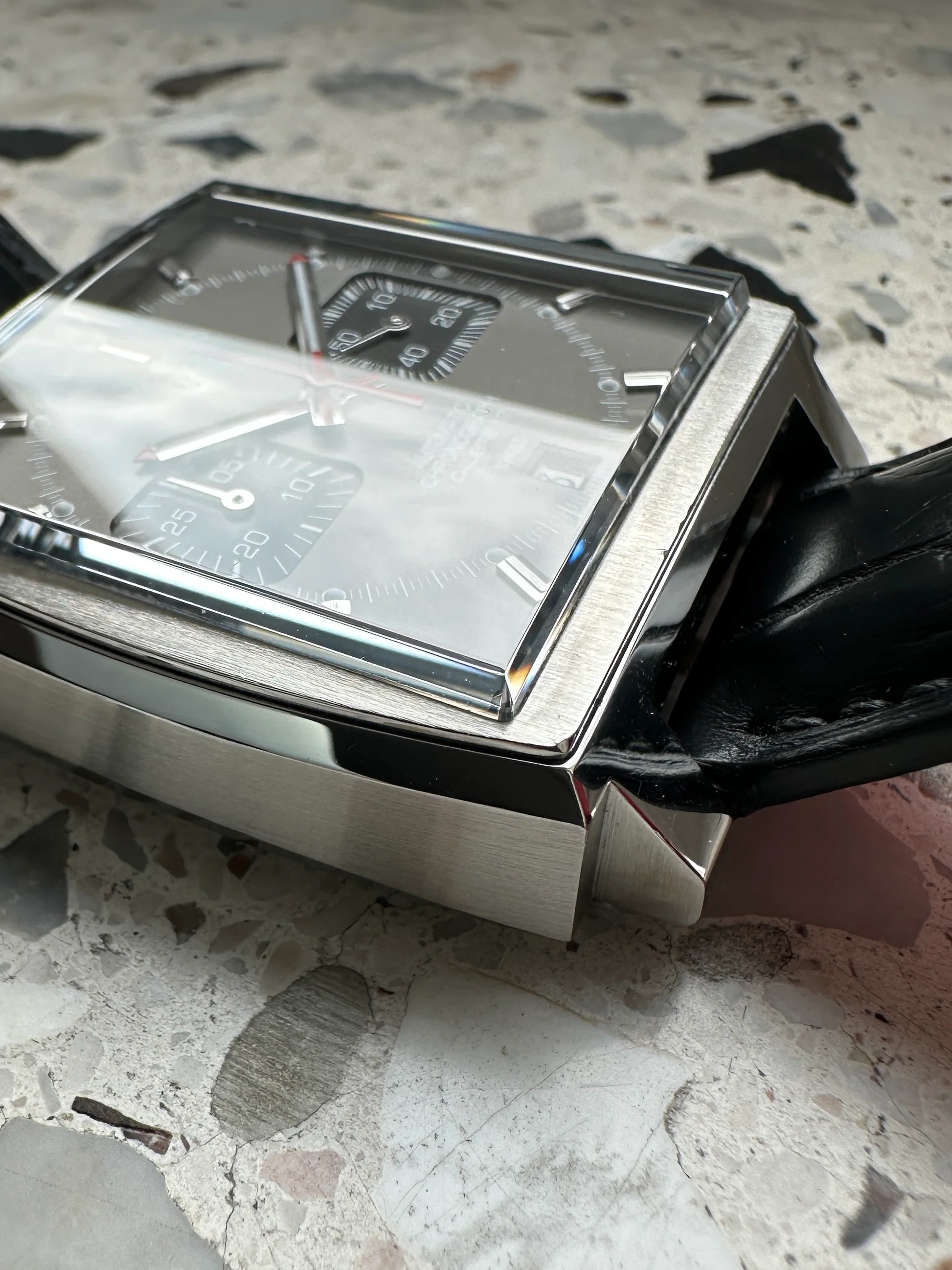 TAG Heuer Monaco – Ref. CAW211J, Gut – 4/14