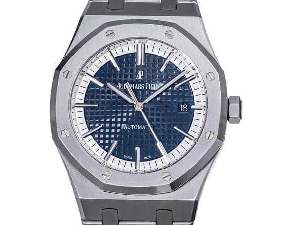 Audemars Piguet Royal Oak – Ref. 15400ST.OO.1220ST.01, Sehr gut