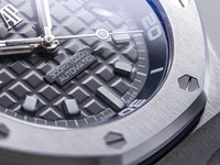 Audemars Piguet Offshore – Ref. 15720ST.OO.A009CA.01, Sehr gut – 2/10