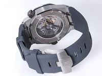 Audemars Piguet Offshore – Ref. 15720ST.OO.A009CA.01, Sehr gut – 5/10