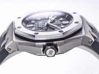 Audemars Piguet Offshore – Ref. 15720ST.OO.A009CA.01, Sehr gut – 6/10