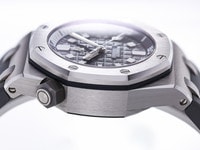 Audemars Piguet Offshore – Ref. 15720ST.OO.A009CA.01, Sehr gut – 8/10