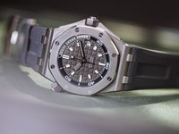Audemars Piguet Offshore – Ref. 15720ST.OO.A009CA.01, Sehr gut – 9/10