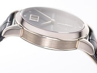 A. Lange & Söhne Saxonia – Ref. 105.027, very good – 3/10