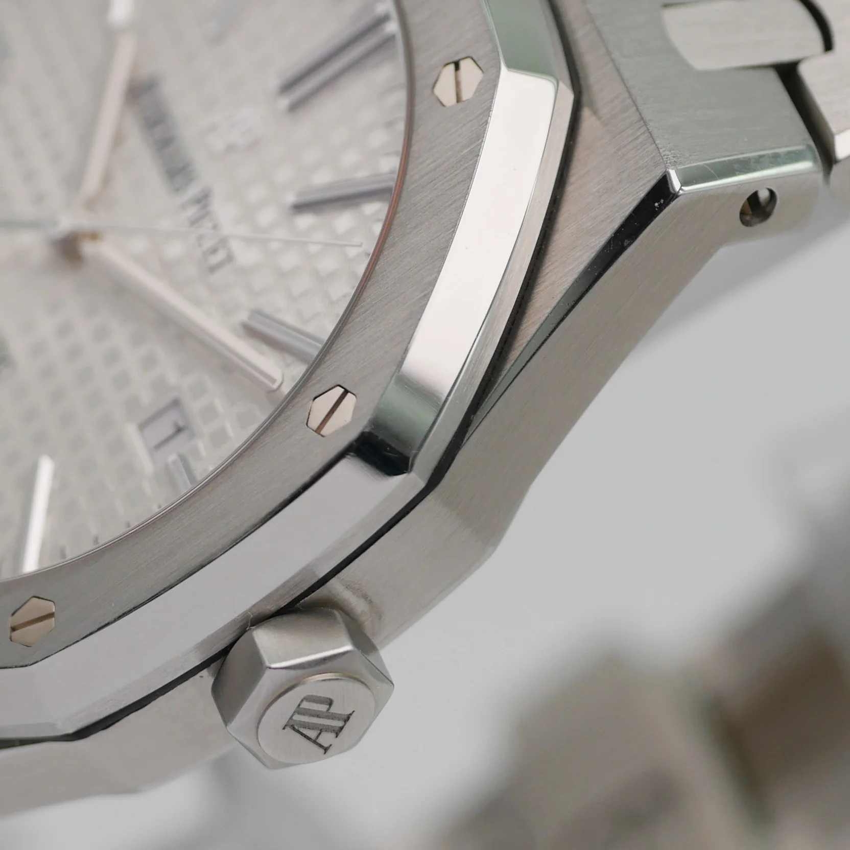 Audemars Piguet Royal Oak – Ref. 15400ST.OO.1220ST.02, Wie neu – 4/9