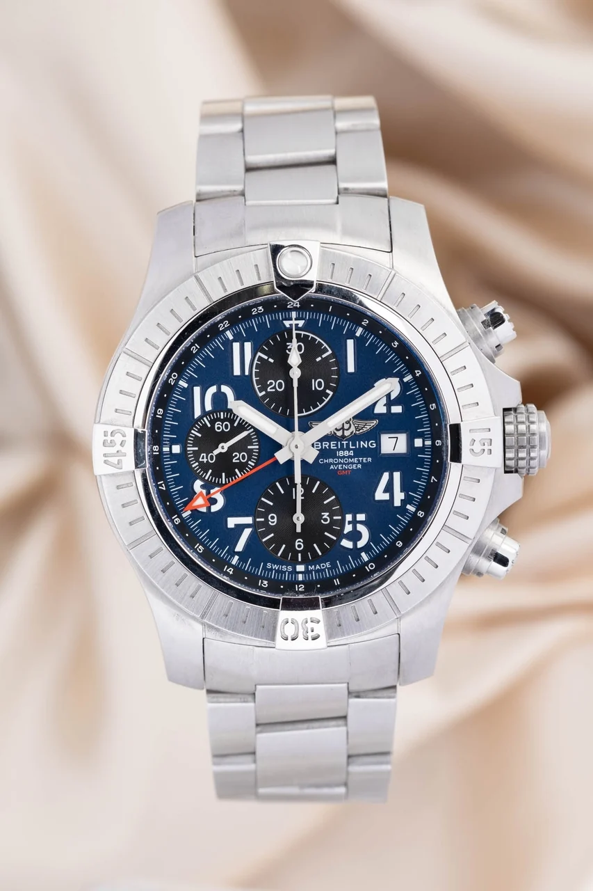 Breitling Avenger – Ref. A24315, very good – 1/10