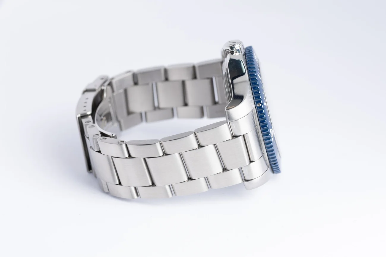 Breitling Superocean – Ref. Y17393, very good – 6/9