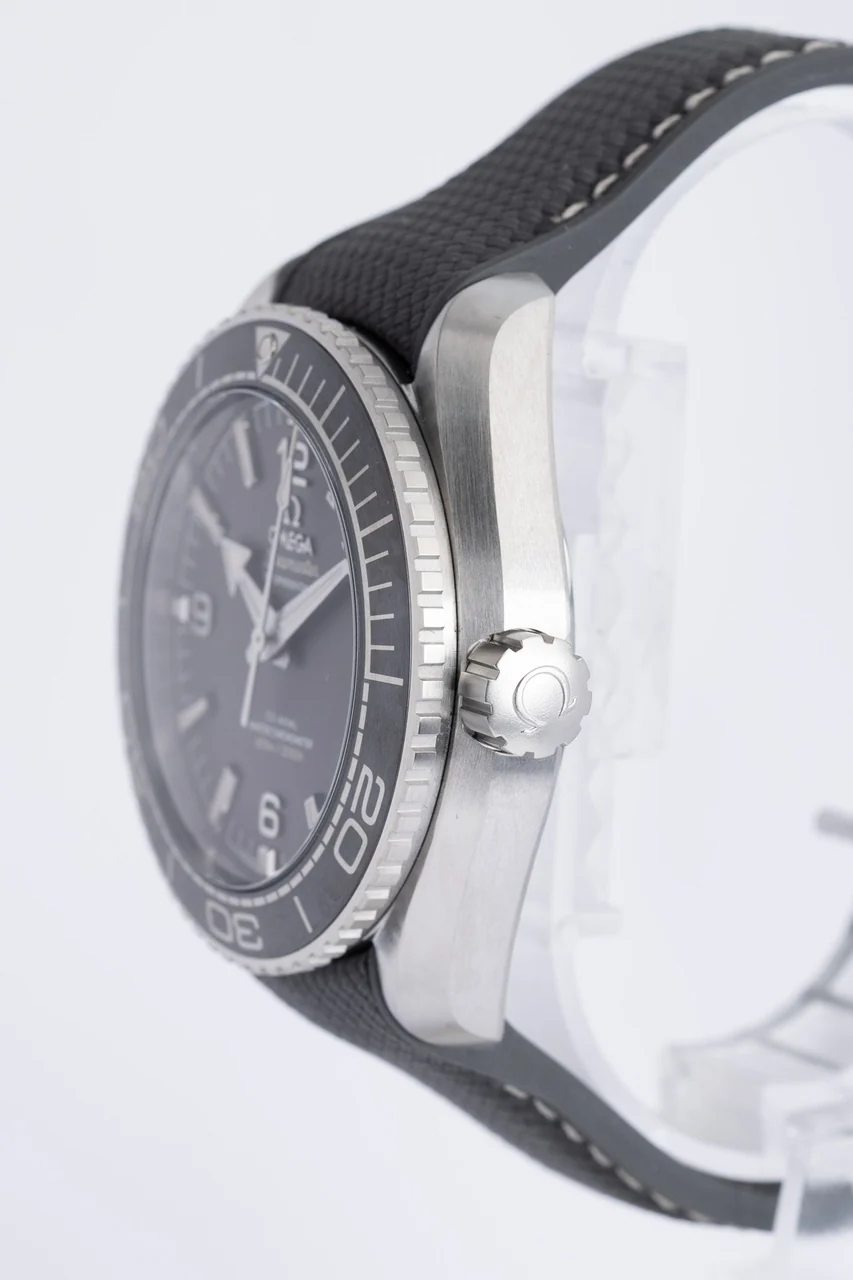 Omega Planet Ocean 600M – Ref. 215.32.44.21.01.002, Wie neu – 4/11