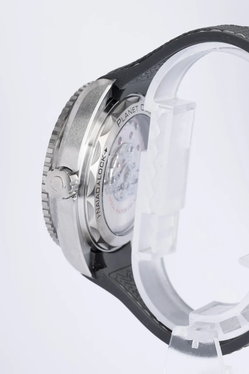 Omega Planet Ocean 600M – Ref. 215.32.44.21.01.002, Wie neu – 6/11