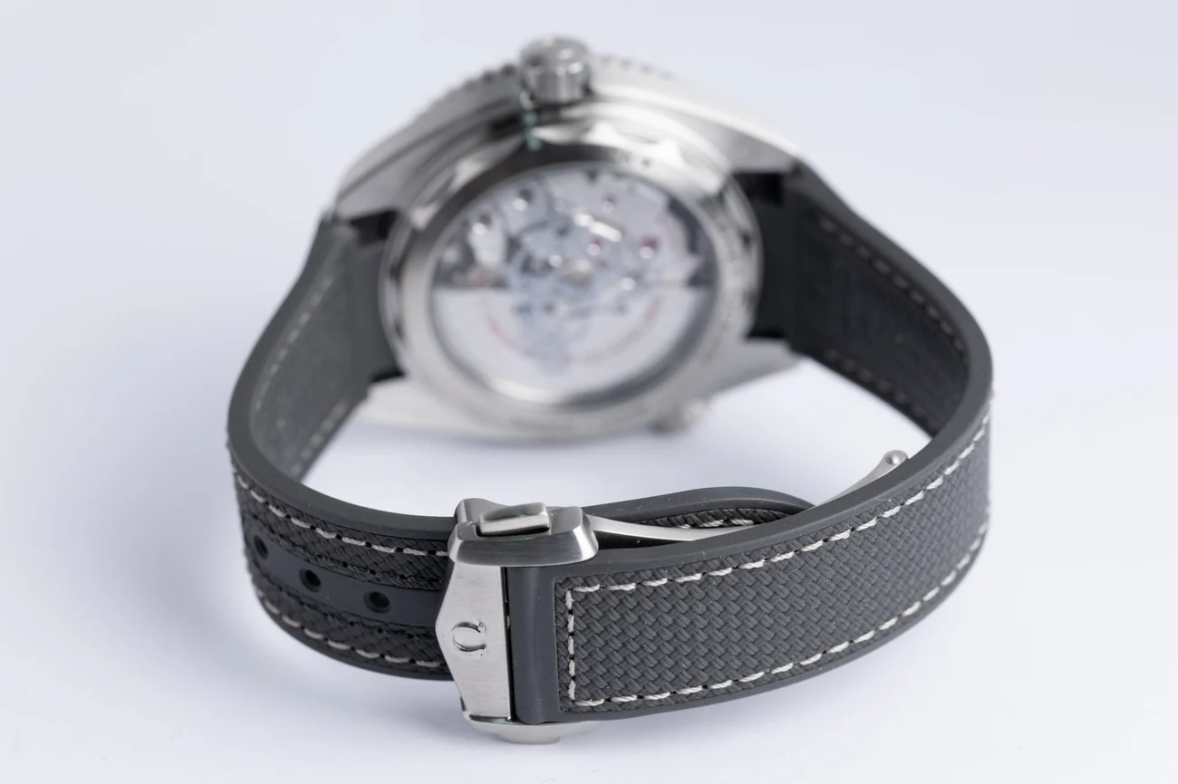 Omega Planet Ocean 600M – Ref. 215.32.44.21.01.002, Wie neu – 9/11