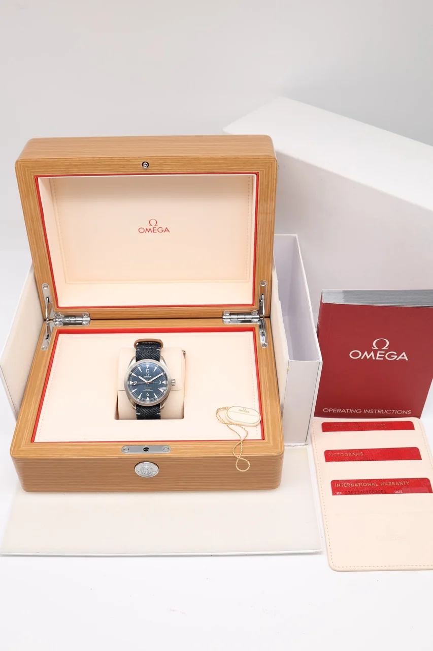 Omega Railmaster – Ref. 22012402003001, Sehr gut – 8/9