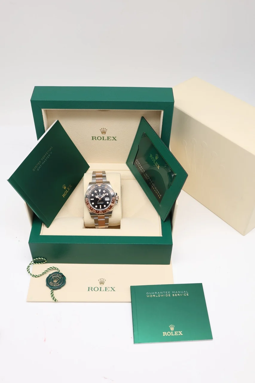 Rolex GMT-Master II – Ref. 126711CHNR, Sehr gut – 8/10