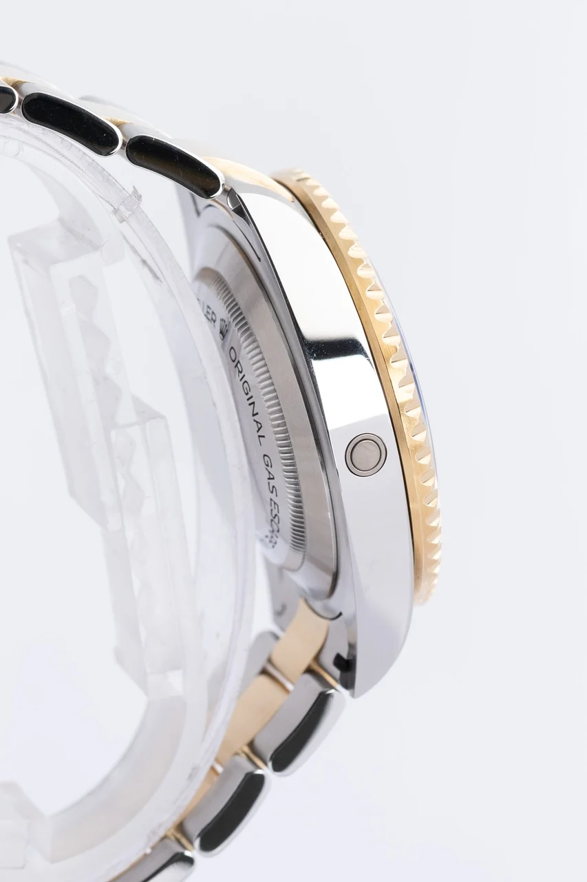 Rolex Sea-Dweller – Ref. 126603, very good – 2/10